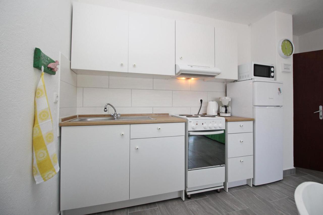 Rose 3 Apartment Baska  Luaran gambar