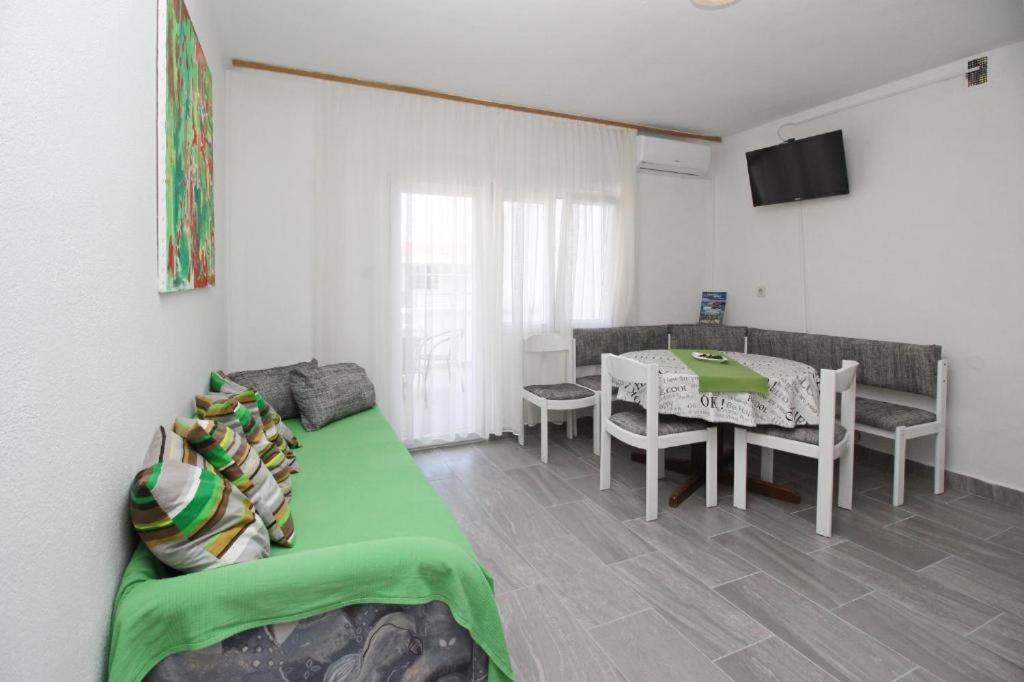 Rose 3 Apartment Baska  Luaran gambar